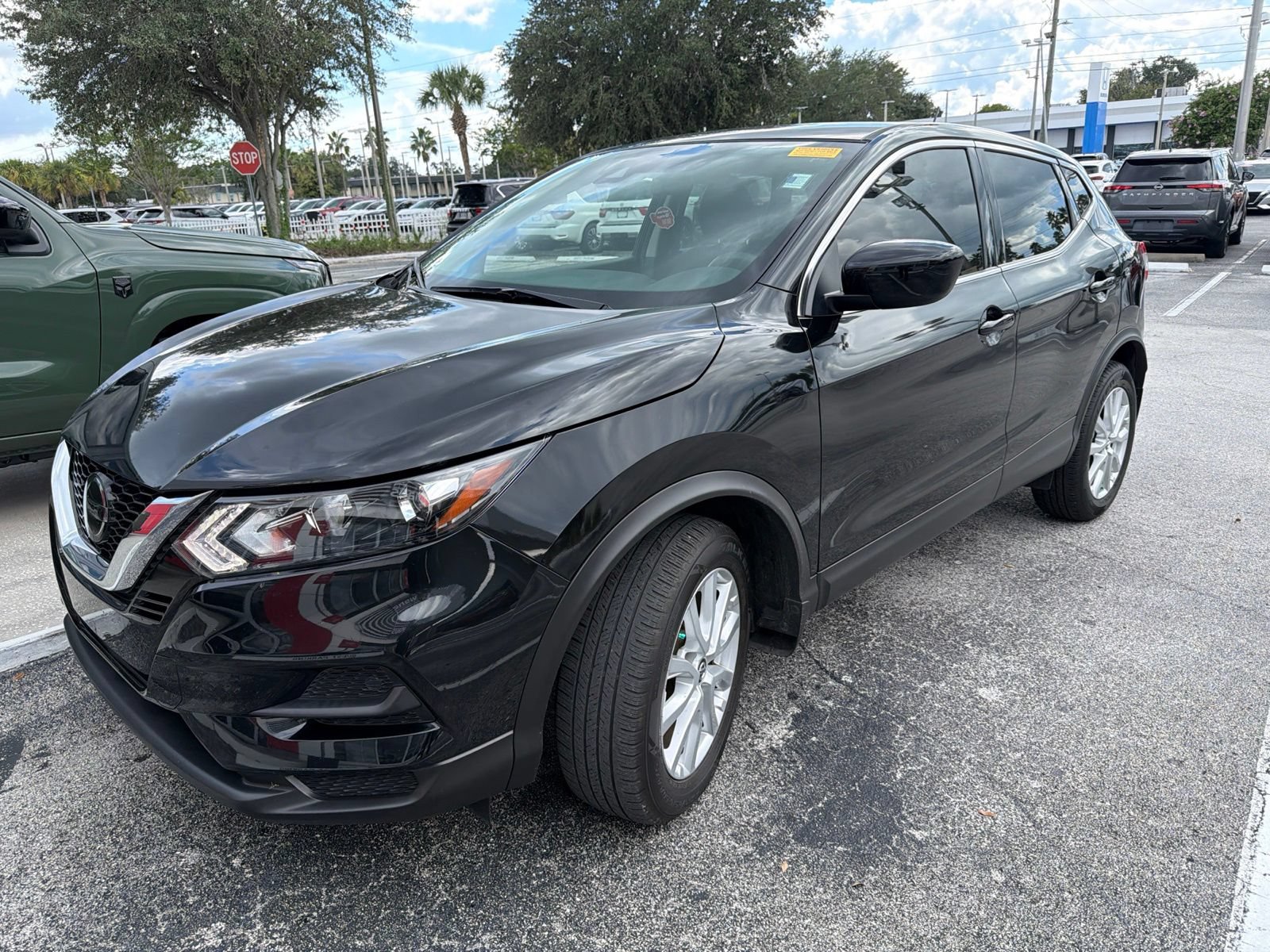 Certified 2022 Nissan Rogue Sport S FWD image 3