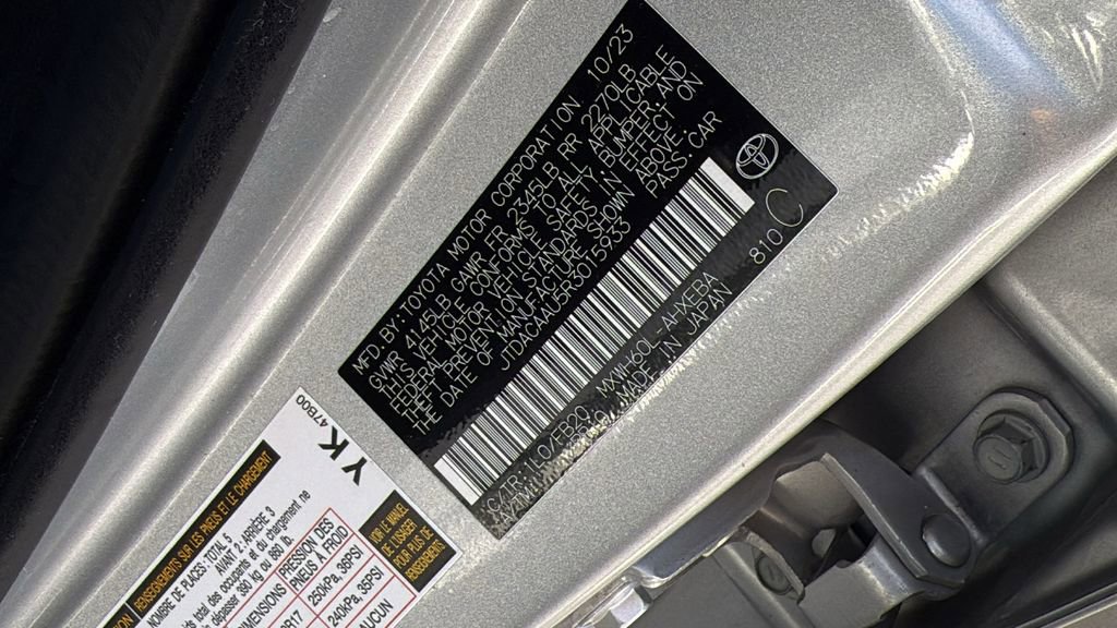 Used 2024 Toyota Prius LE image 36