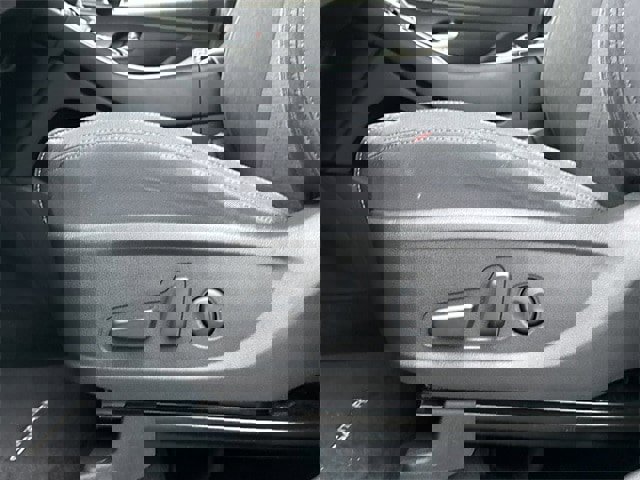 Used 2023 Hyundai Santa Fe SEL image 24