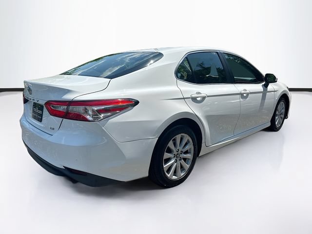Used 2018 Toyota Camry LE FWD image 10