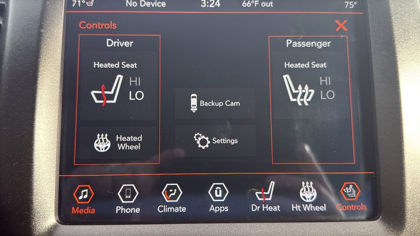 Used 2019 Jeep Cherokee Trailhawk w/ Cold Weather Group image 25