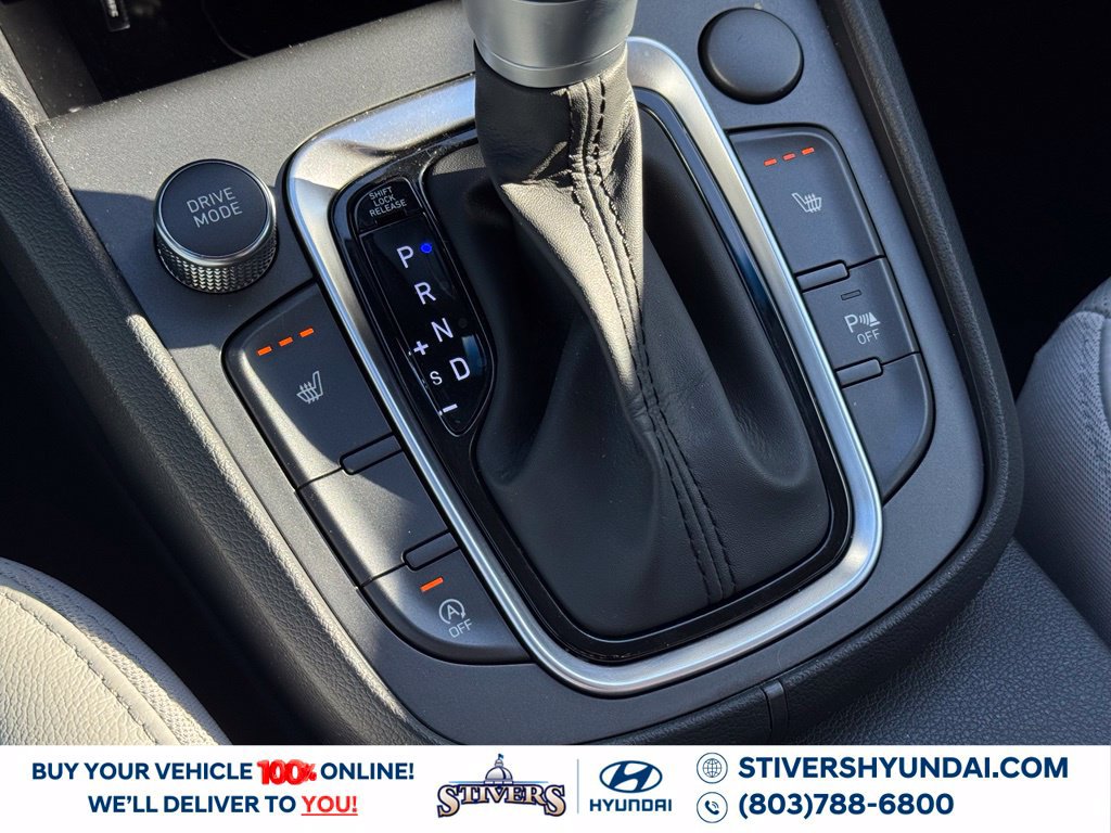 Certified 2022 Hyundai Kona Limited FWD image 38