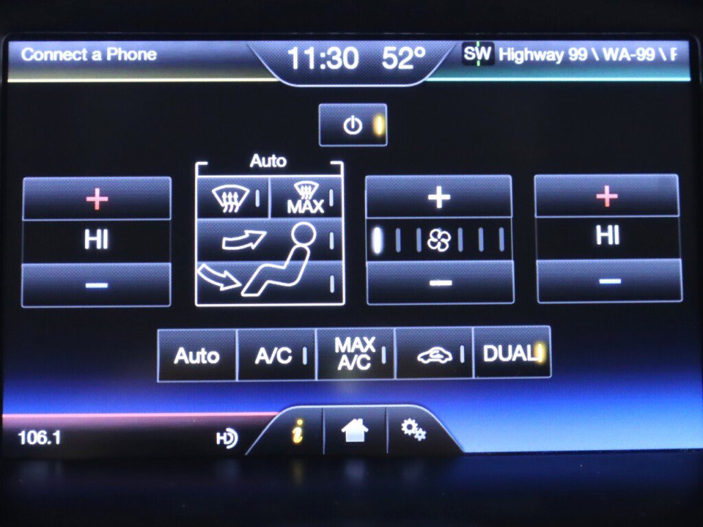 Used 2012 Ford Focus Titanium image 20