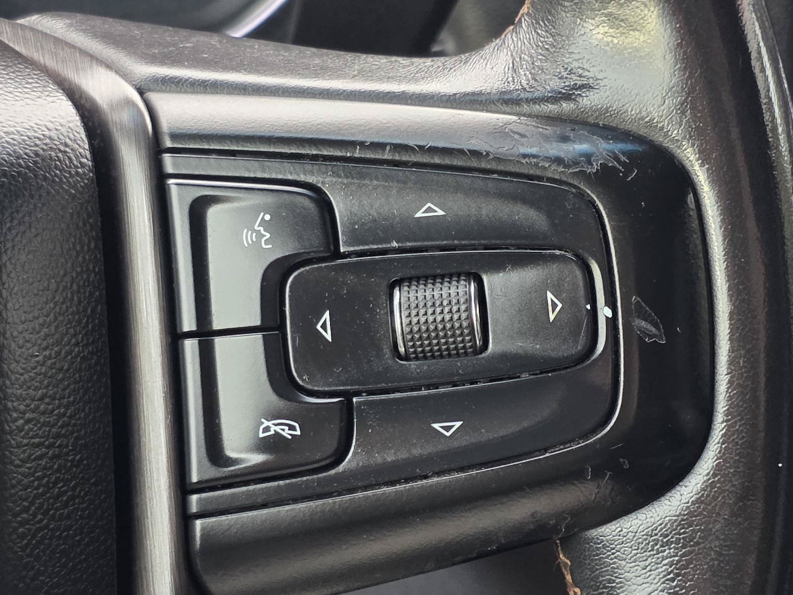 Used 2020 GMC Sierra 1500 AT4 w/ AT4 Premium Package AWD/4WD image 15