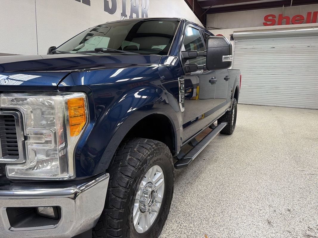 Used 2017 Ford F250 XLT w/ XLT Value Package AWD/4WD image 10