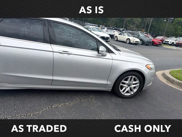 Used 2014 Ford Fusion SE FWD image 4