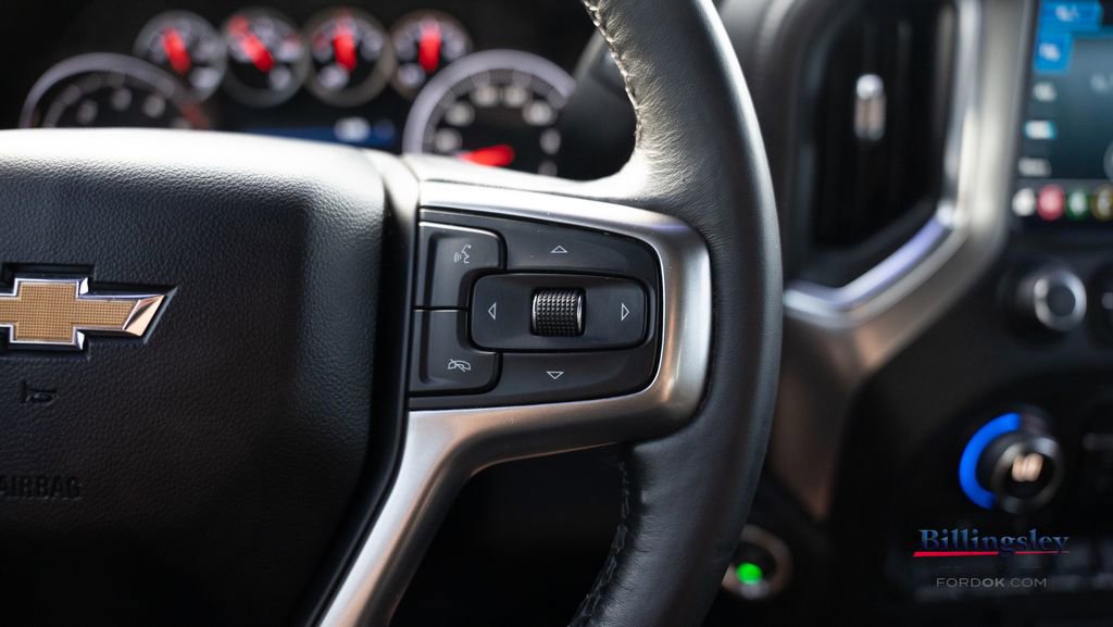 Used 2022 Chevrolet Silverado 2500 LT w/ Convenience Package image 13