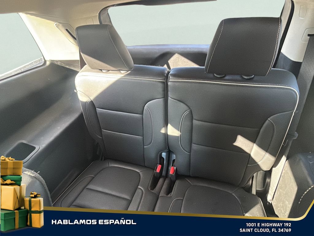 Certified 2023 GMC Acadia Denali image 29