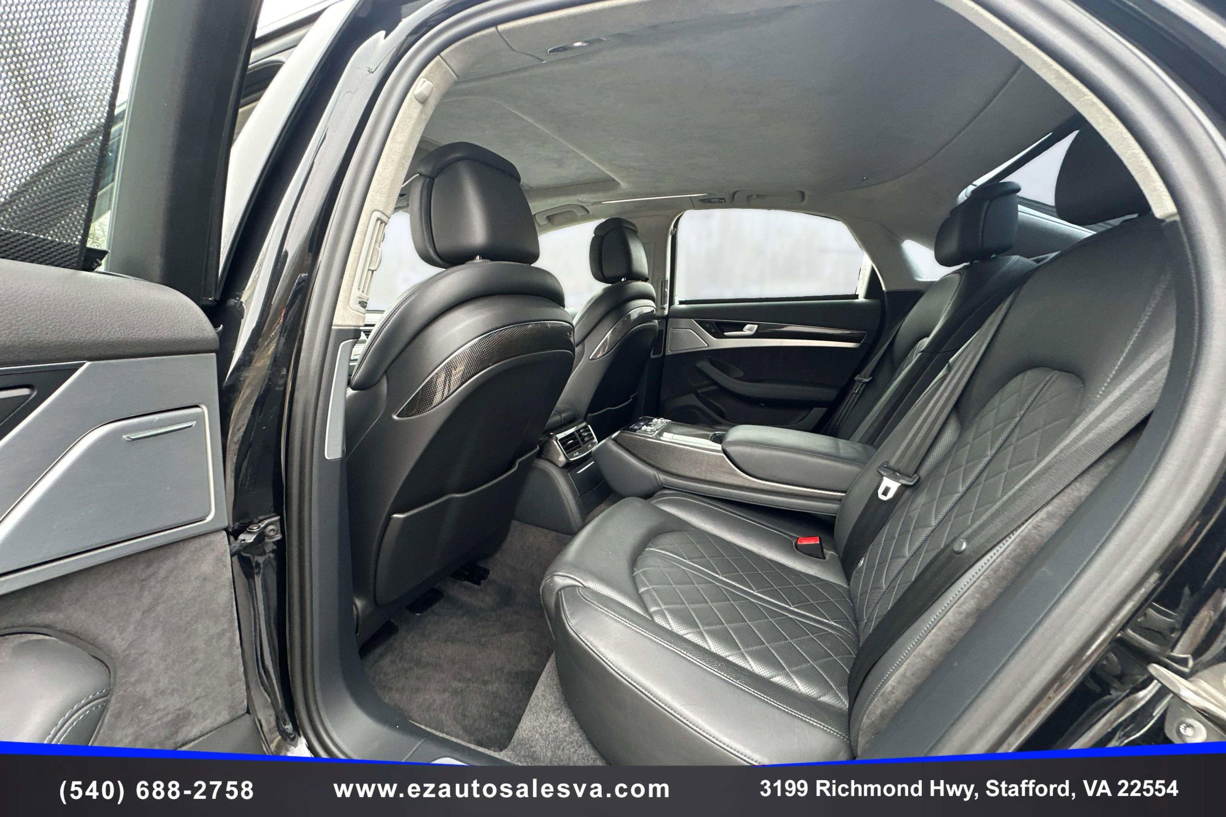 Used 2014 Audi S8 image 24