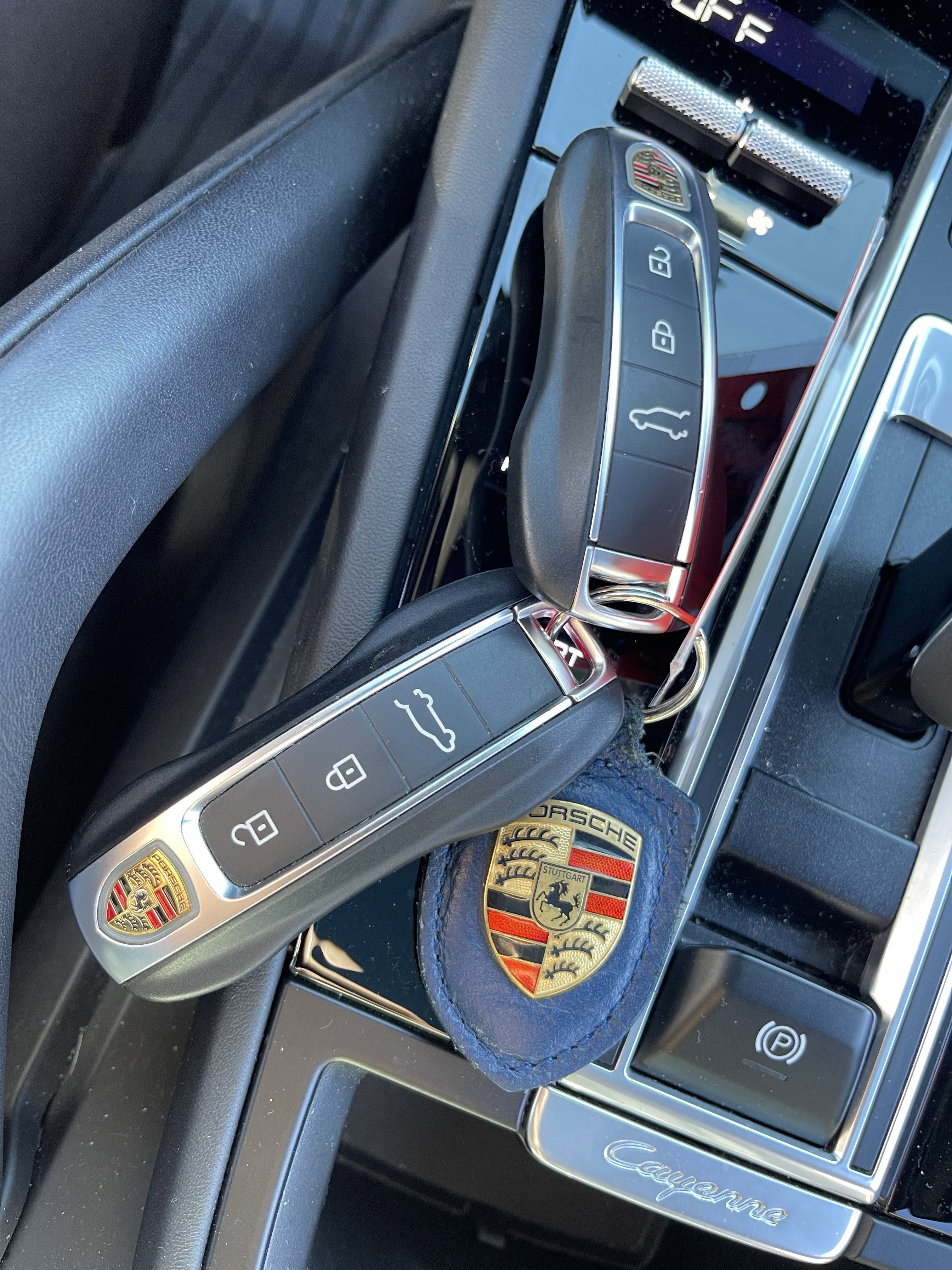 Used 2023 Porsche Cayenne S image 38