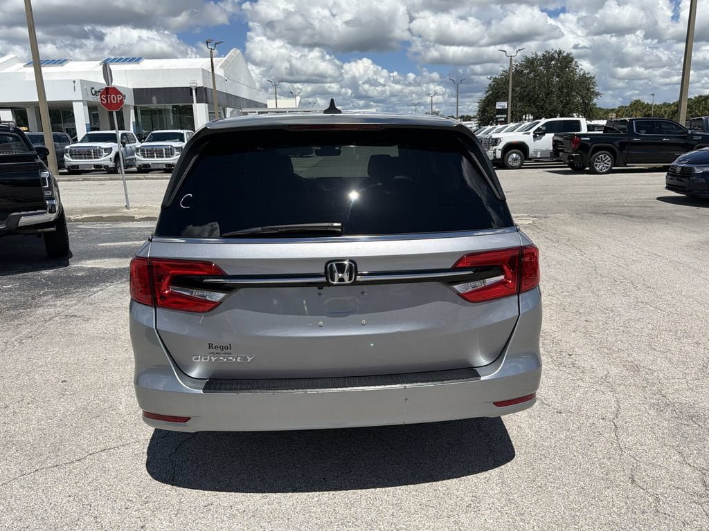 Used 2023 Honda Odyssey EX-L image 5