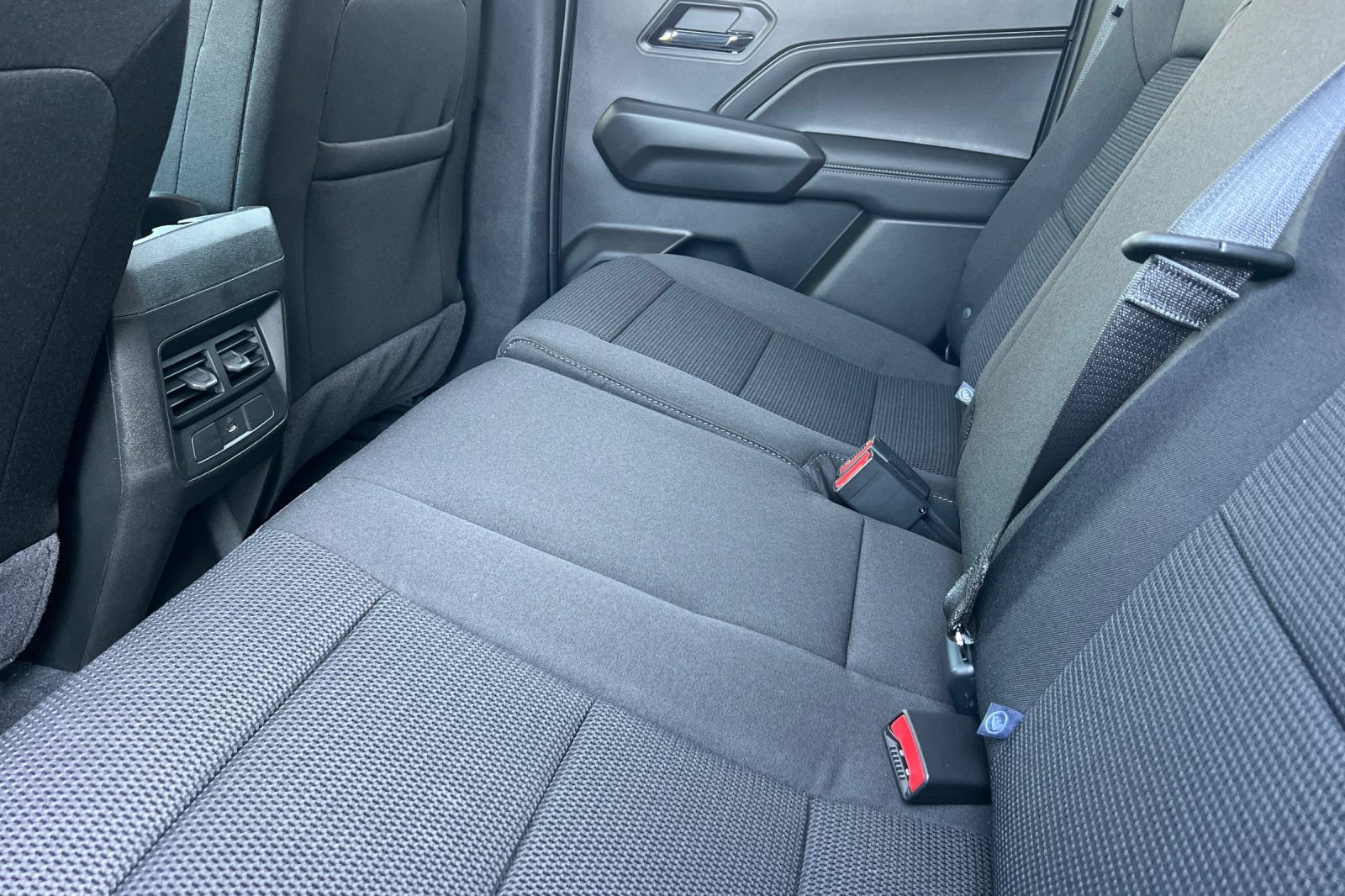 New 2026 GMC Canyon Elevation RWD image 14