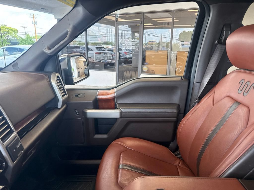 Used 2019 Ford F150 King Ranch w/ Equipment Group 601A Luxury AWD/4WD image 26