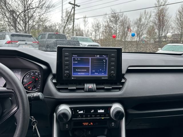 Used 2020 Toyota RAV4 LE w/ Carpet Mat Package image 23