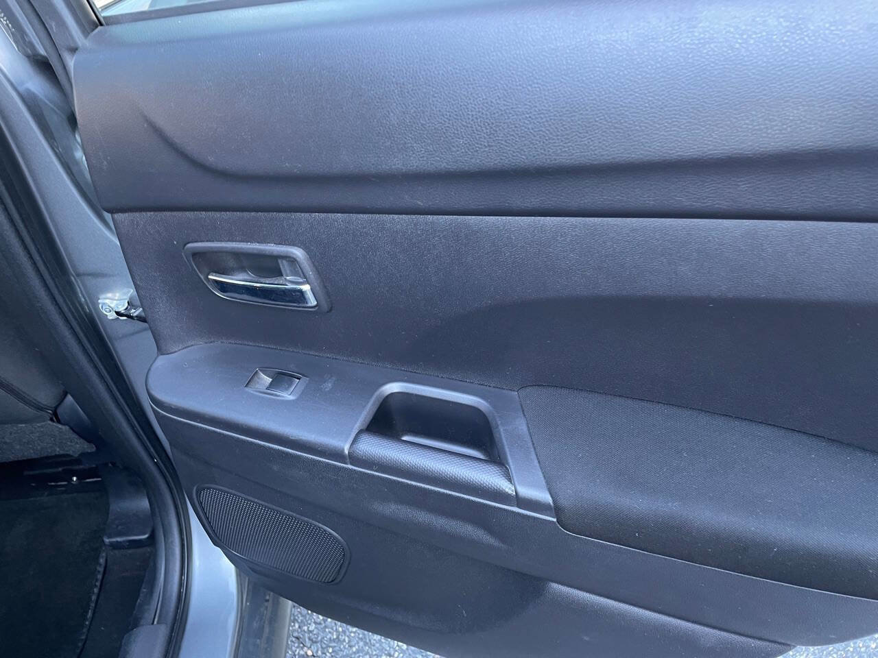 Used 2013 Mitsubishi Outlander Sport SE image 36