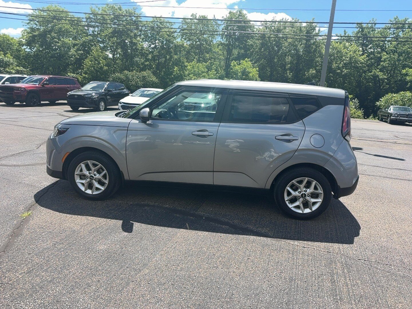 Used 2024 Kia Soul LX w/ Option Group 015 FWD image 8