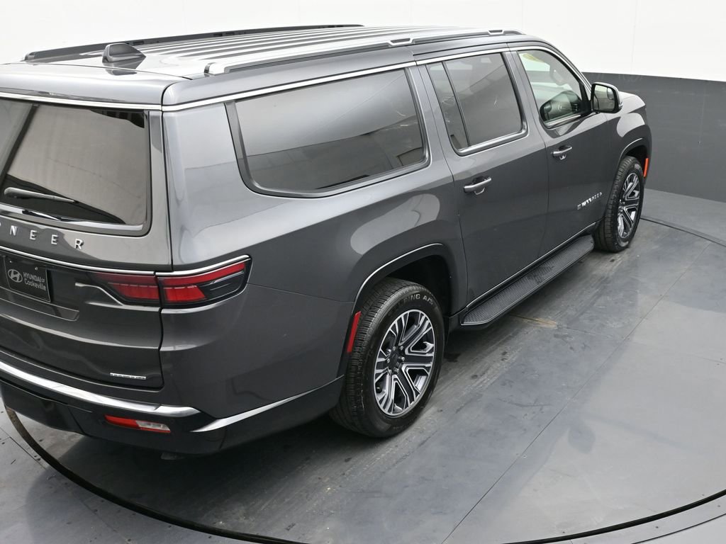 Used 2024 Jeep Wagoneer L Series II w/ Flexible Seating Group image 34