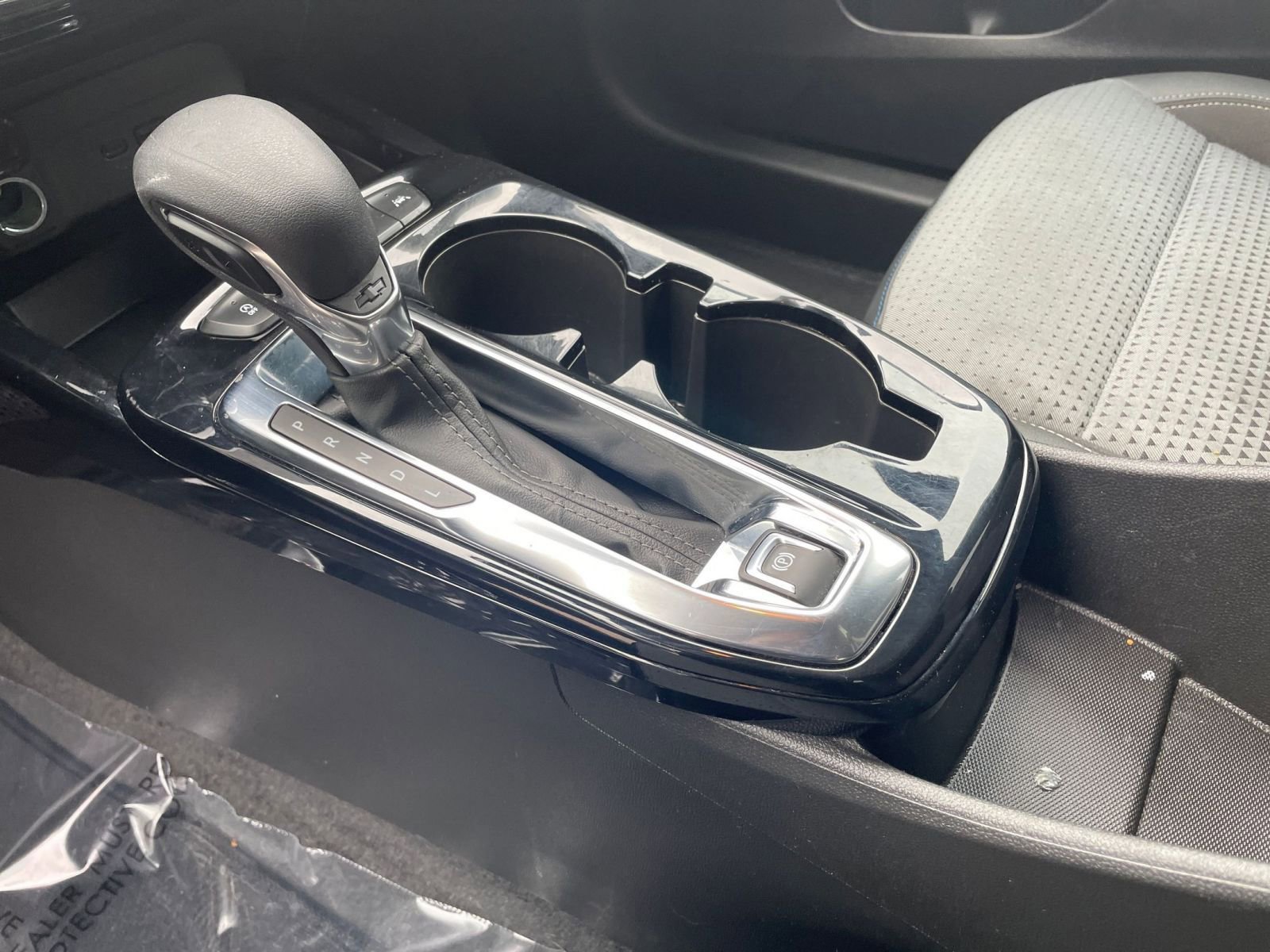 Used 2025 Chevrolet Trax LT image 39