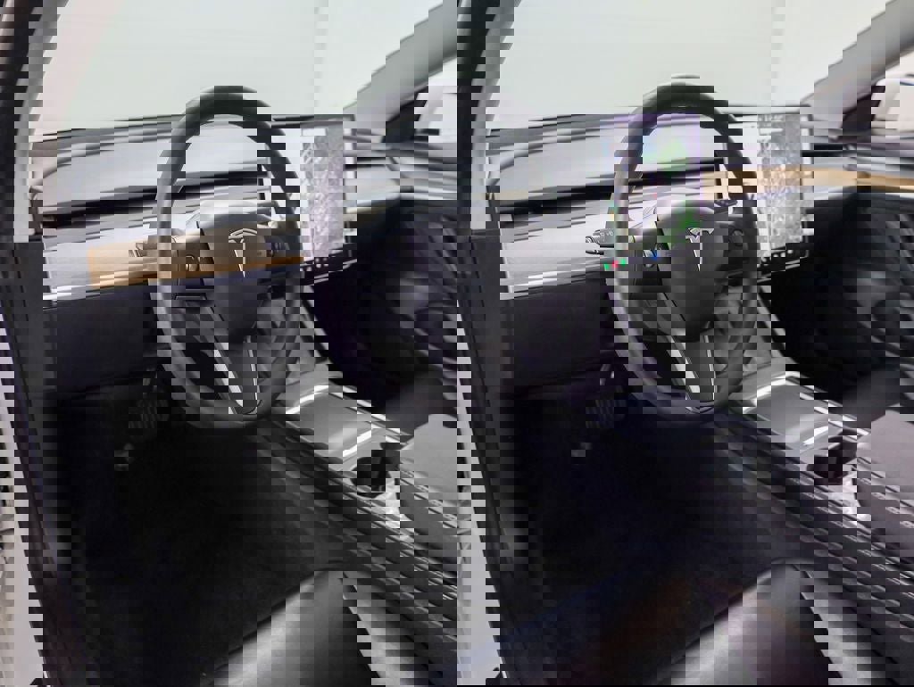 Used 2021 Tesla Model 3 Long Range image 14