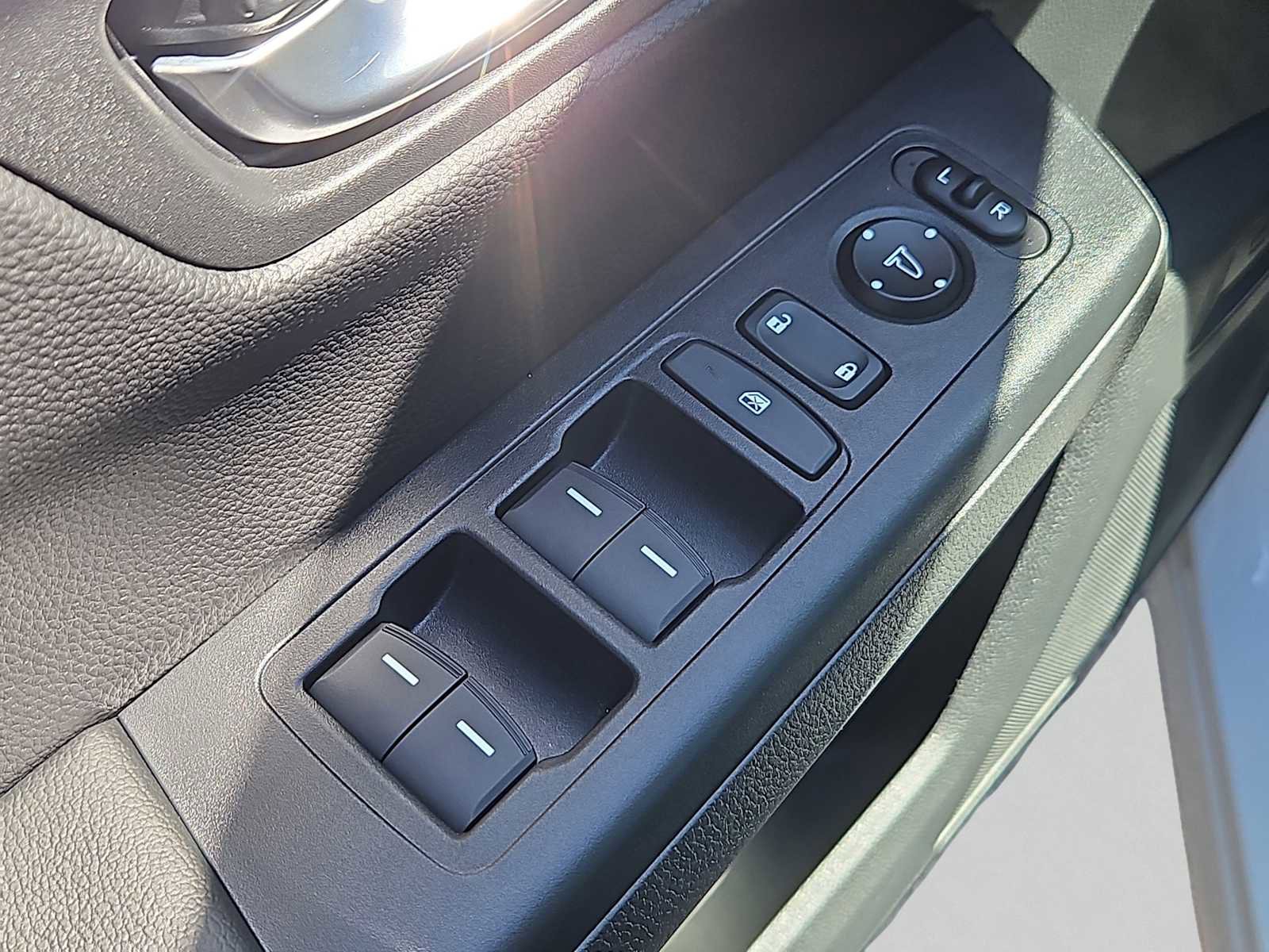 Used 2026 Honda CR-V Sport-L image 27