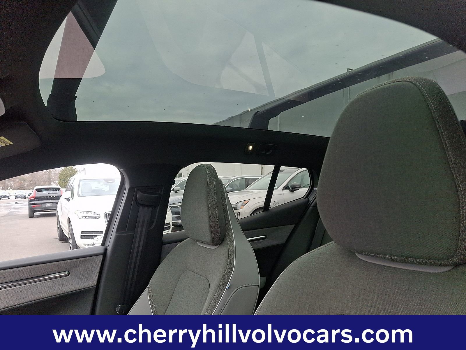 New 2026 Volvo EX30 Cross Country Ultra w/ Protection Package Premier image 11