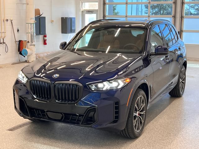 New 2026 BMW X5 xDrive40i w/ M Sport Package AWD/4WD image 4