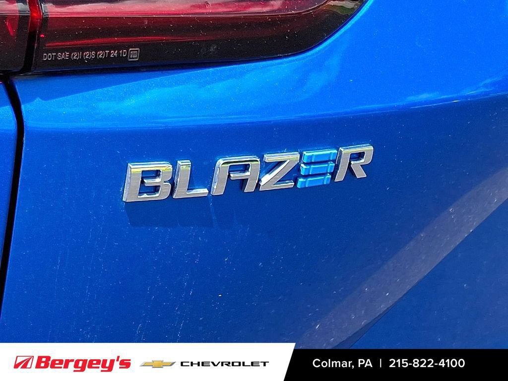 New 2025 Chevrolet Blazer EV LT AWD/4WD image 21