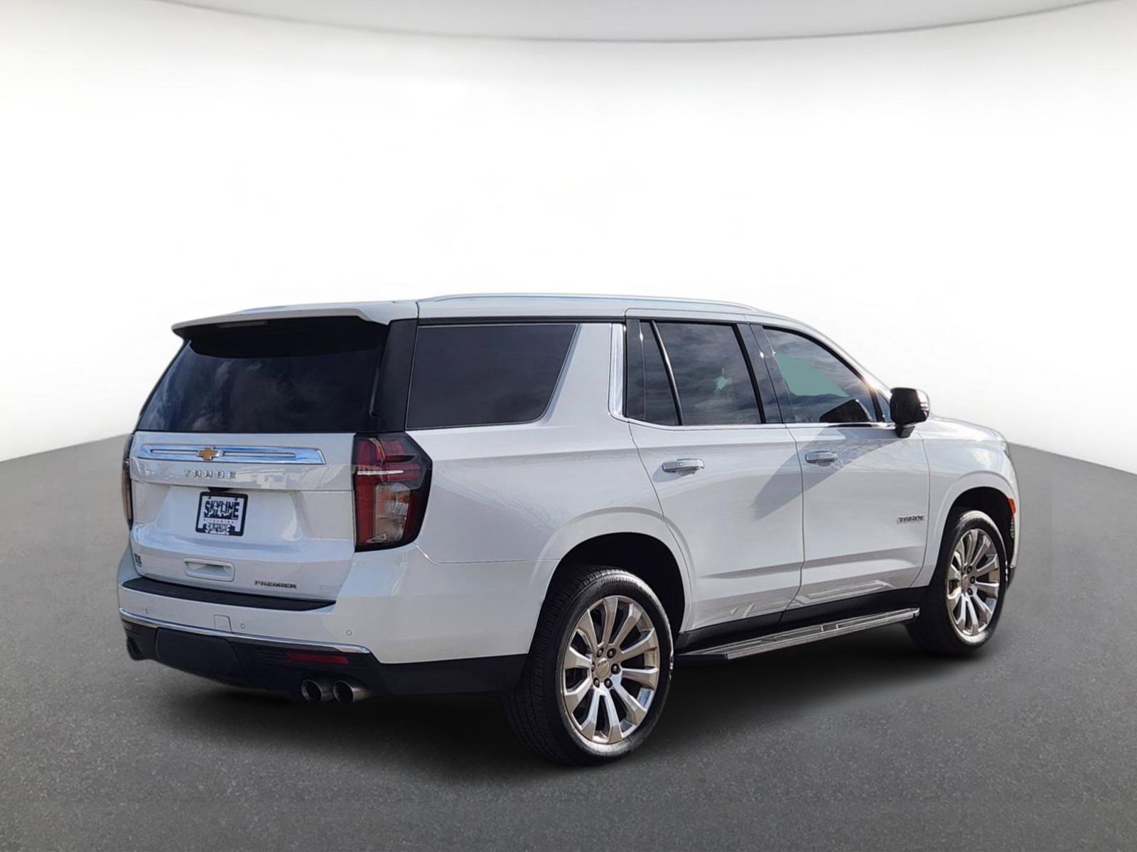 Used 2021 Chevrolet Tahoe Premier w/ Premium Package AWD/4WD image 3