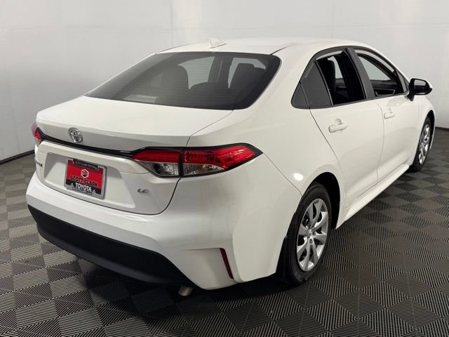 Used 2025 Toyota Corolla LE image 8