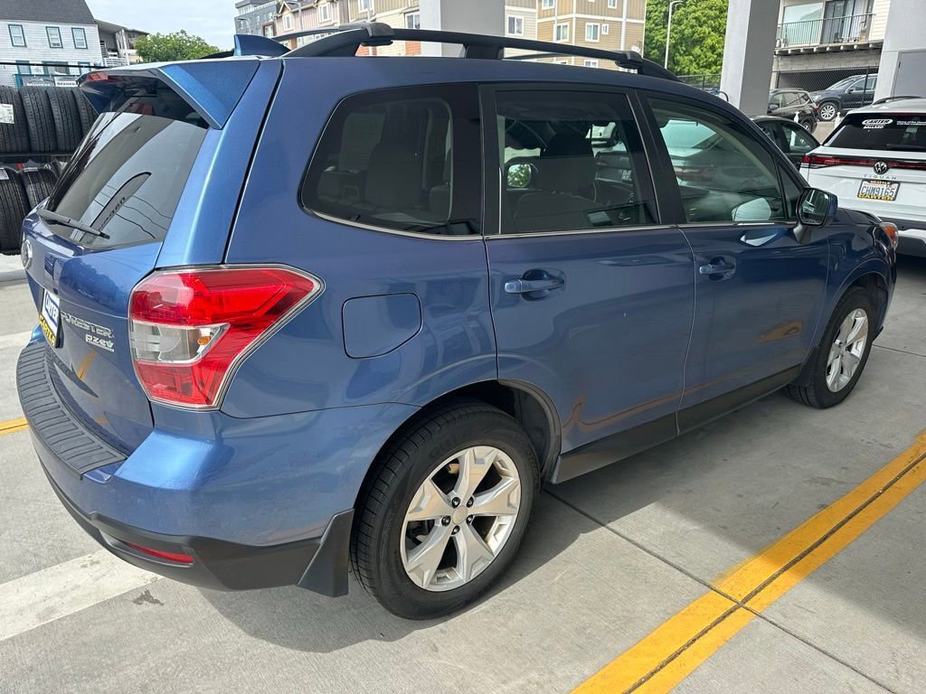 Used 2016 Subaru Forester 2.5i Limited AWD/4WD image 7