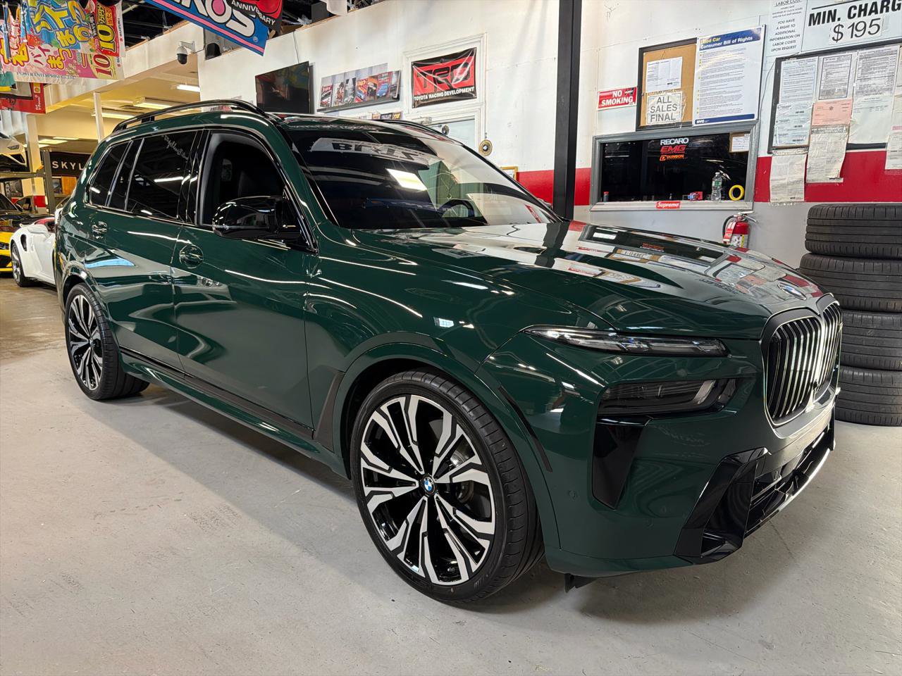 Used 2024 BMW X7 M60i w/ Executive Package AWD/4WD image 3