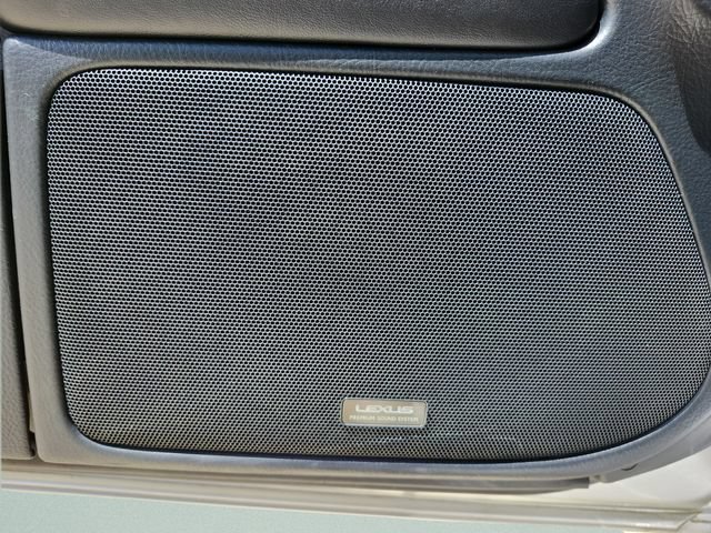 Used 2015 Lexus LS 460 w/ Comfort Package RWD image 26