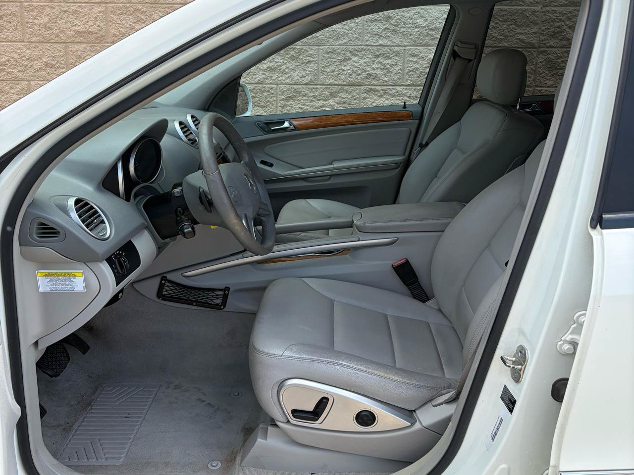 Used 2009 Mercedes-Benz ML 350 4MATIC image 5