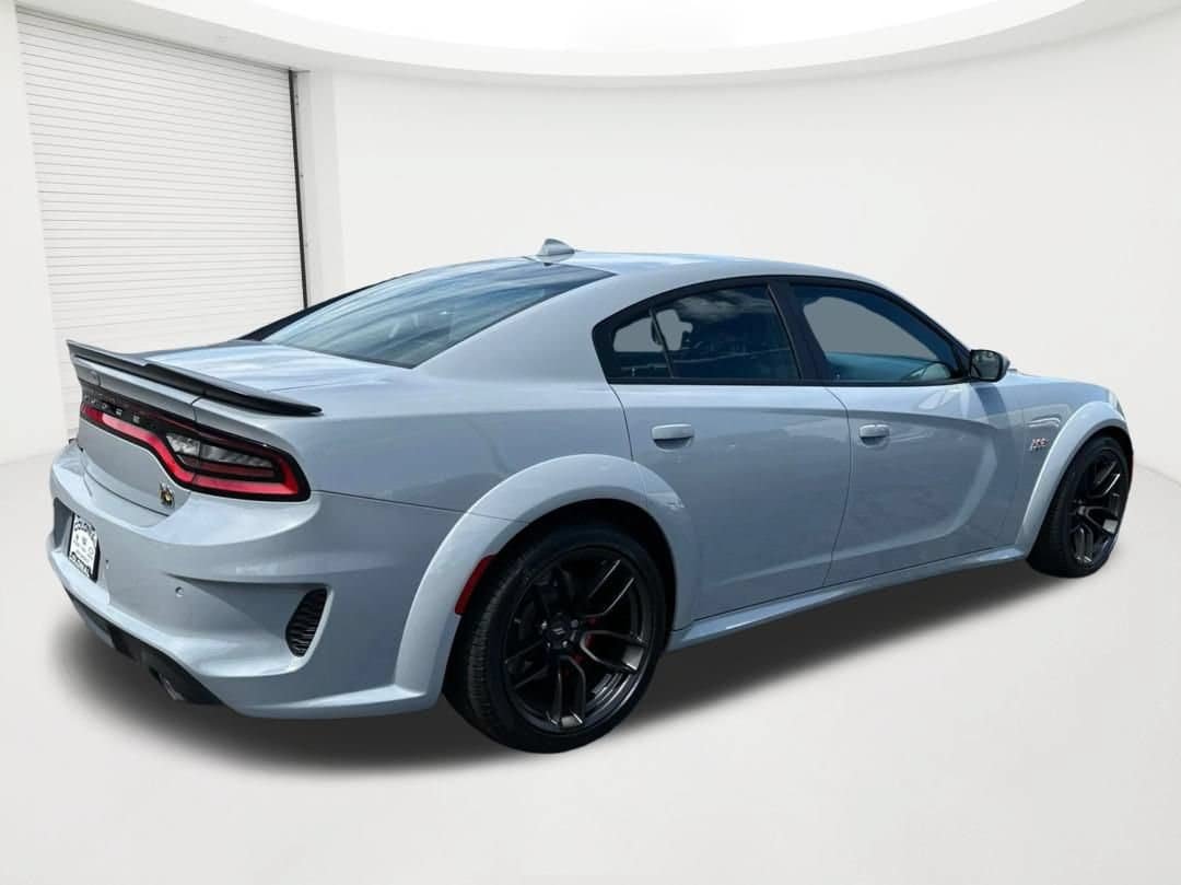 Used 2022 Dodge Charger Scat Pack RWD image 5