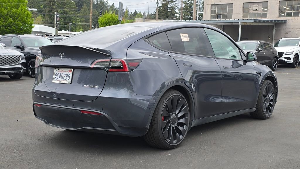 Used 2022 Tesla Model Y Performance AWD/4WD image 3