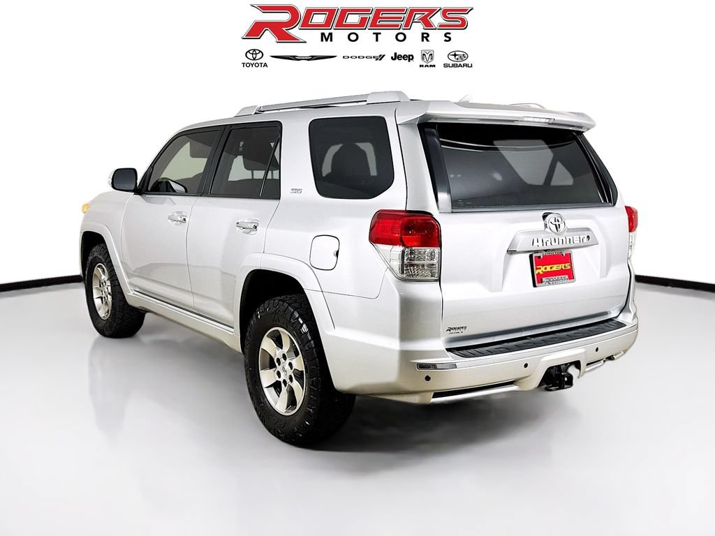 Used 2013 Toyota 4Runner SR5 w/ Premium Pkg w/3rd Row Seat AWD/4WD image 11