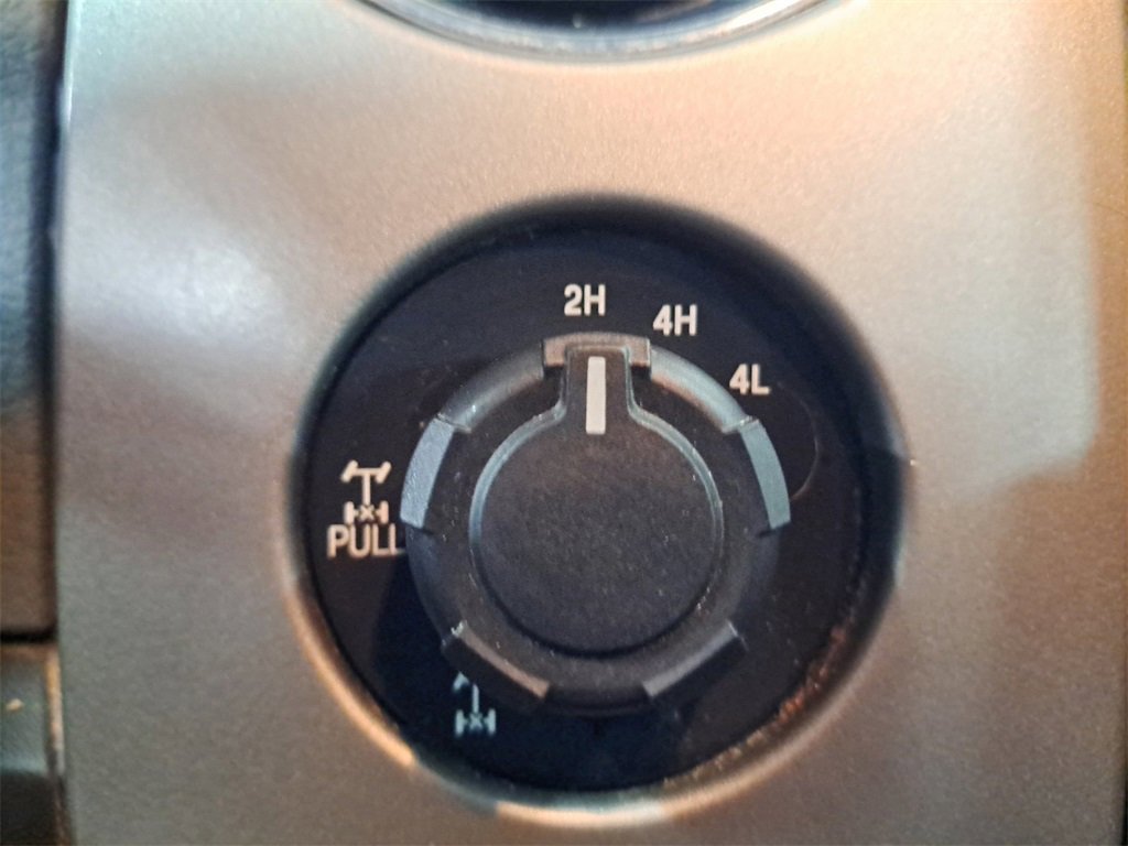 Used 2014 Ford F150 XLT w/ Equipment Group 302A Luxury image 31