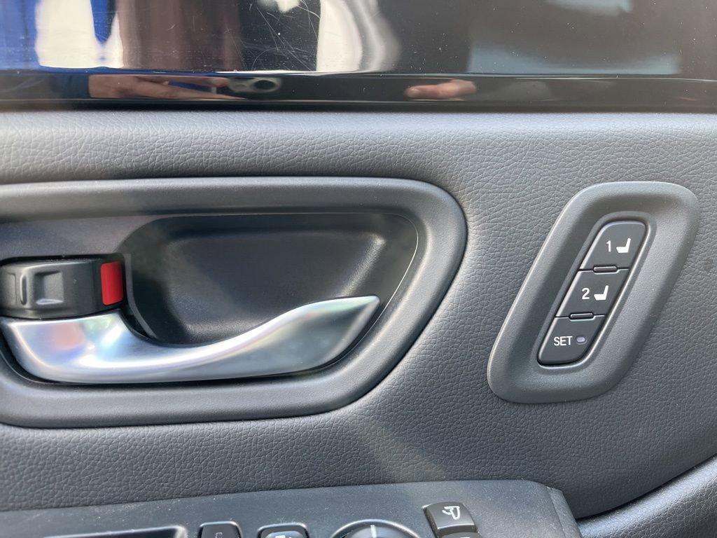 Certified 2023 Honda Pilot TrailSport image 12