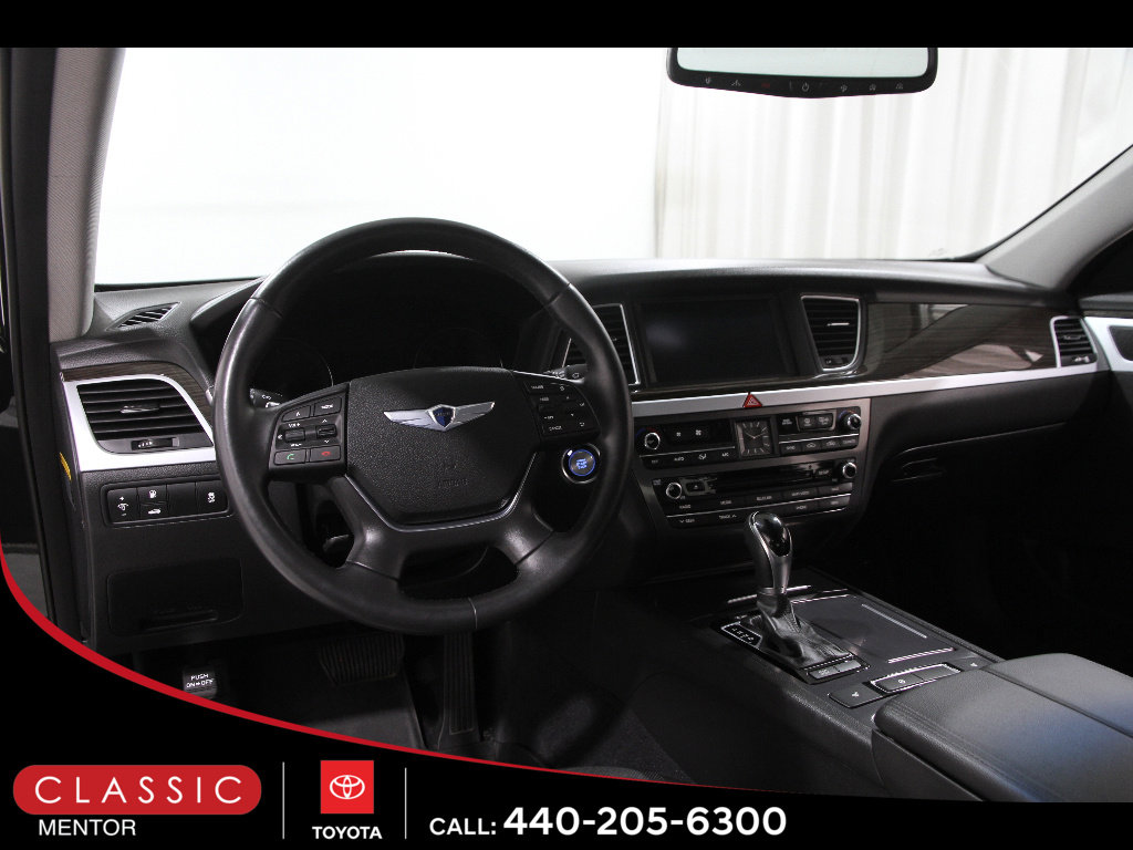 Used 2015 Hyundai Genesis 3.8 AWD/4WD image 6