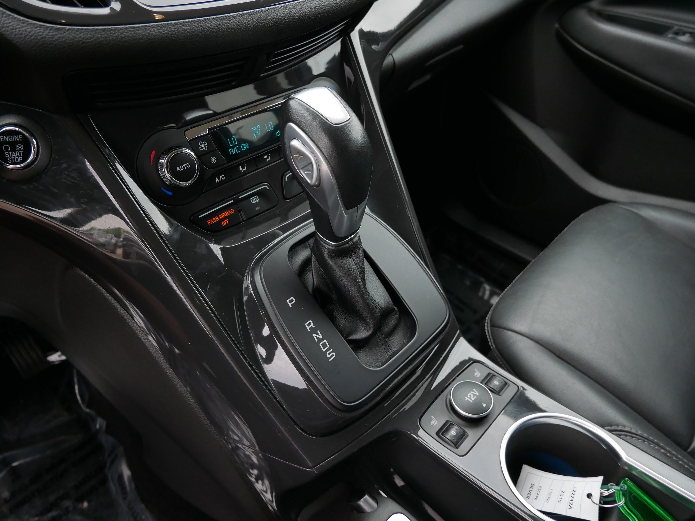 Used 2015 Ford Escape Titanium AWD/4WD image 24
