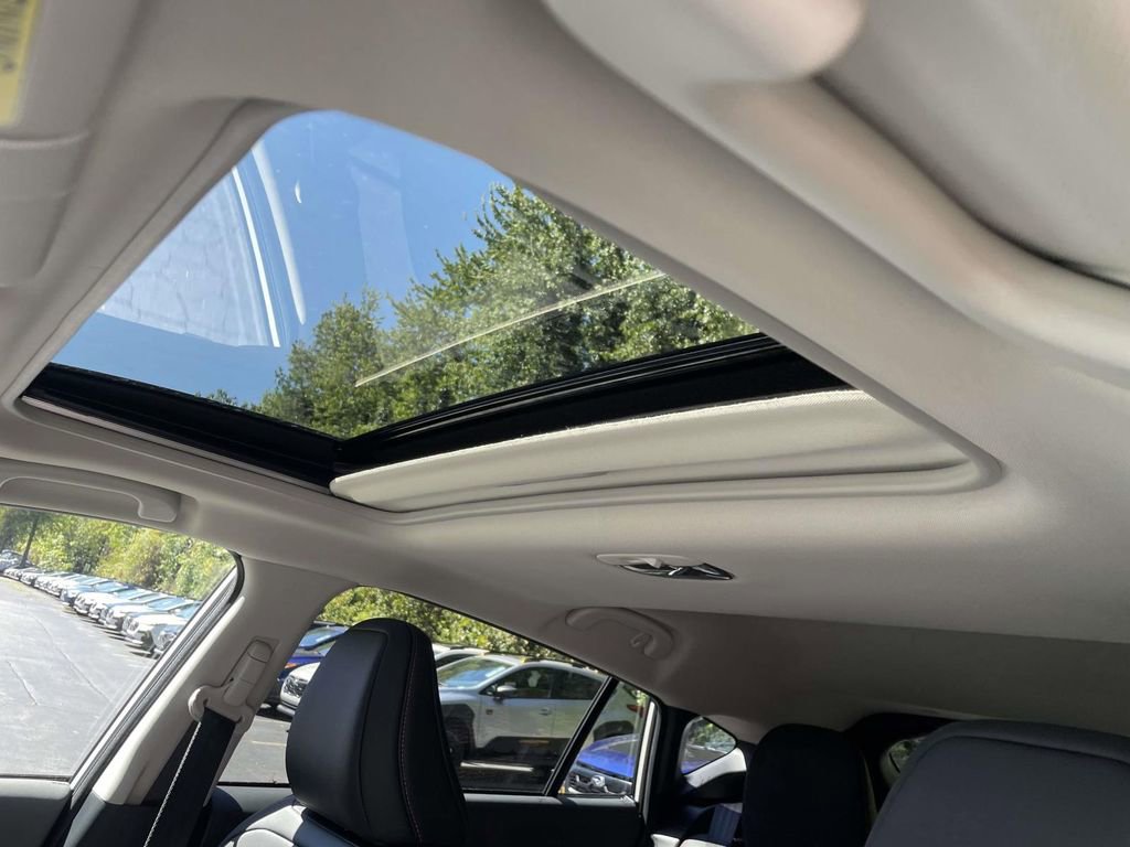 New 2025 Subaru Crosstrek 2.5i Limited w/ Crosstrek Mirror Package image 18