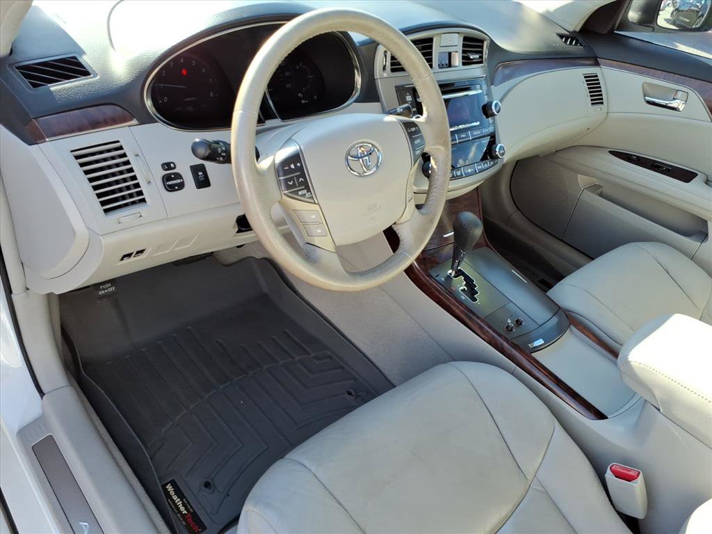 Used 2012 Toyota Avalon FWD image 6
