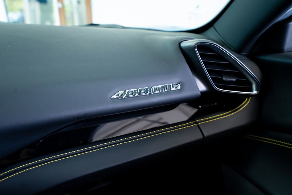 Used 2019 Ferrari 488 GTB image 54