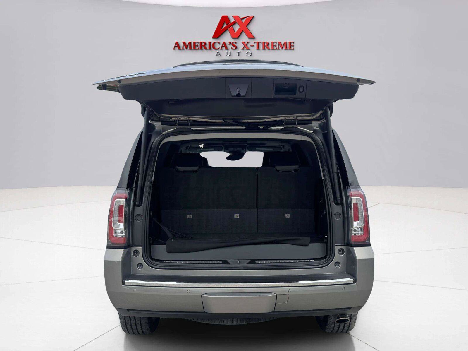 Used 2019 GMC Yukon Denali w/ Denali Ultimate Package AWD/4WD image 74