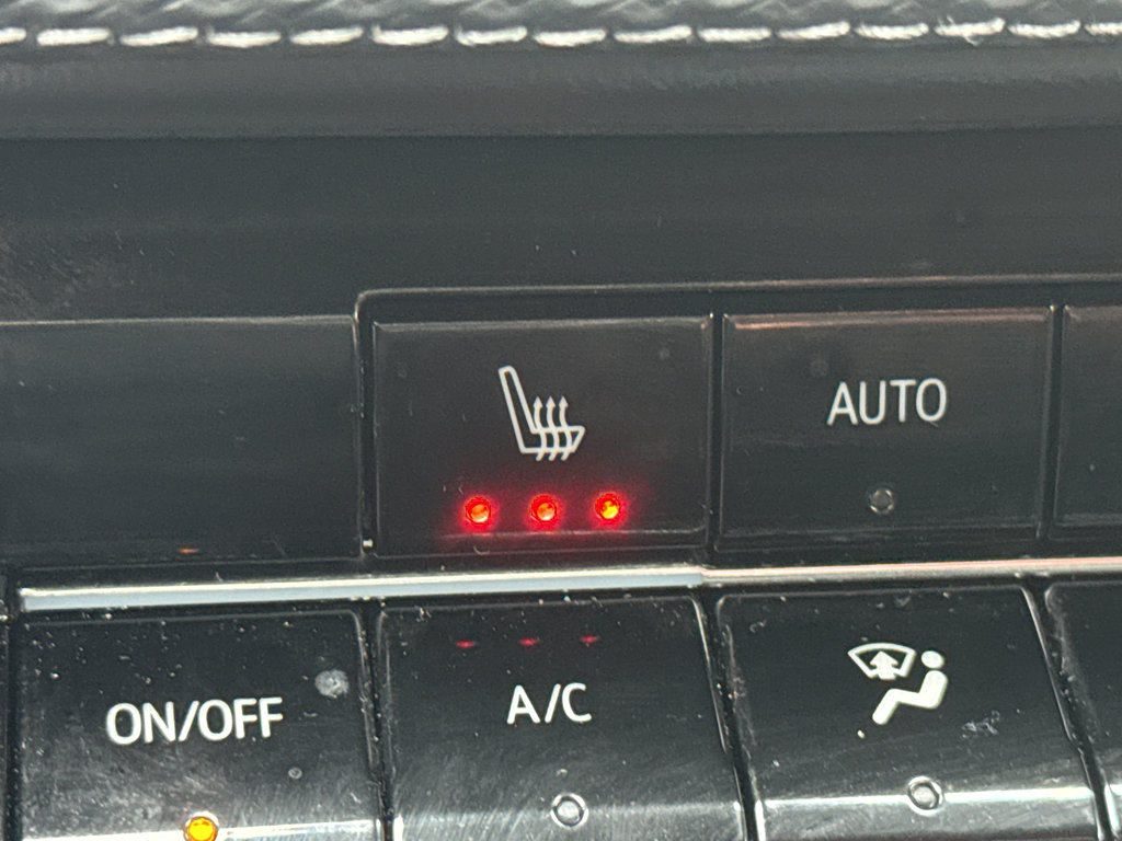 Used 2026 Chevrolet Equinox LT w/ Convenience Package II image 33