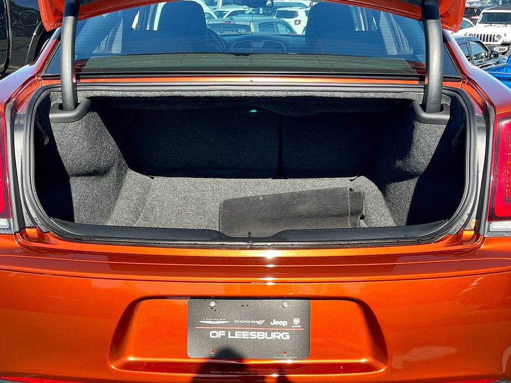 Certified 2020 Chrysler 300 Touring w/ Sport Appearance Package image 23