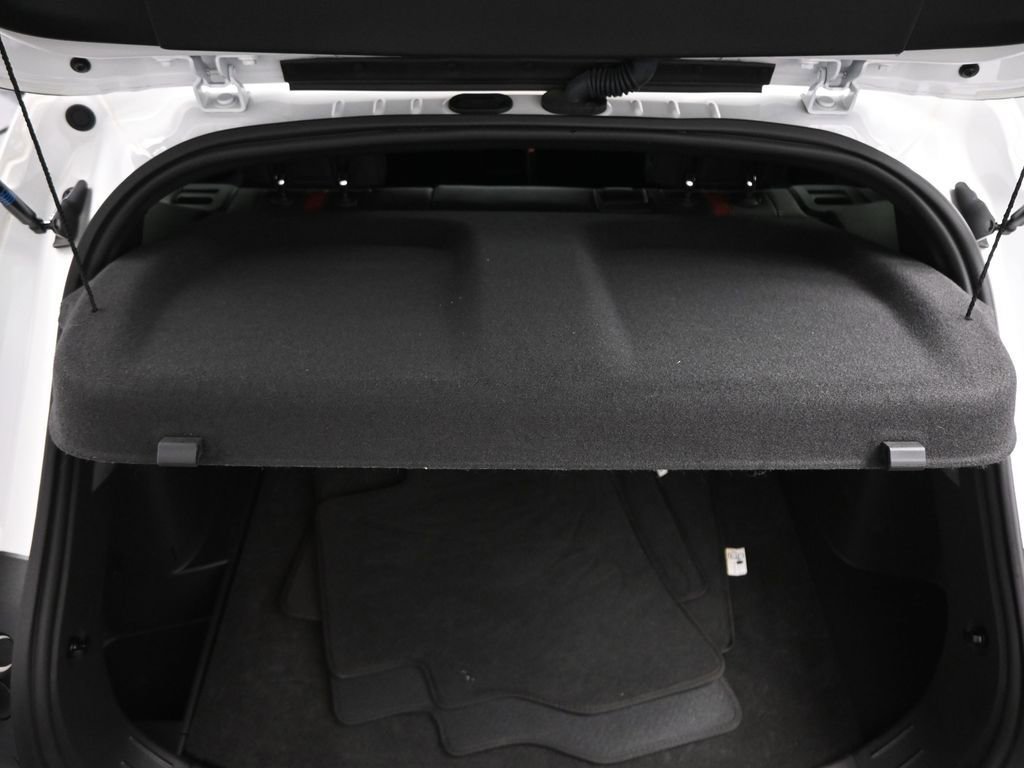 Used 2024 Chevrolet Trax RS w/ Sunroof Package image 15