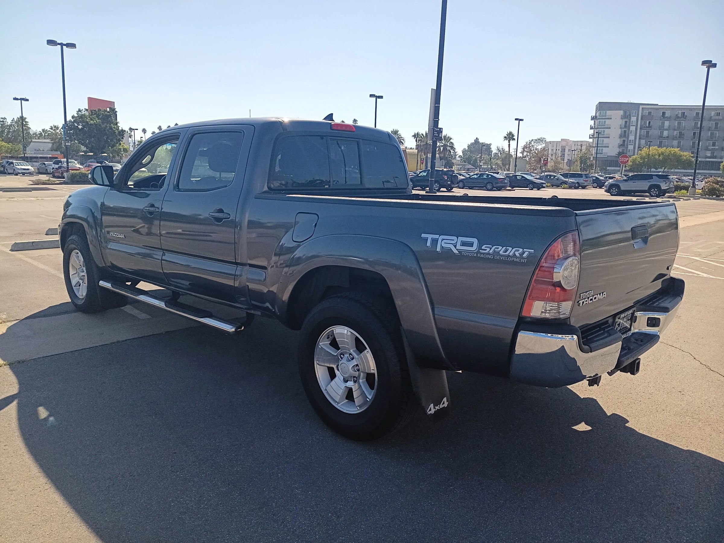 Used 2015 Toyota Tacoma 4x4 Double Cab image 6