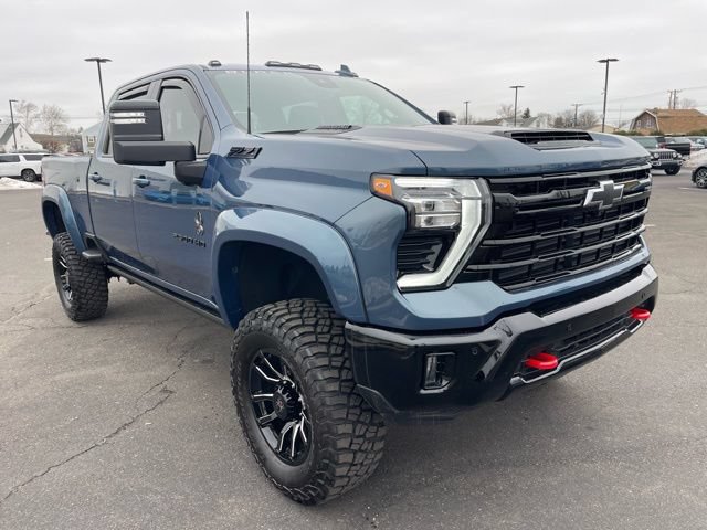 Used 2025 Chevrolet Silverado 2500 LTZ w/ Trail Boss Package AWD/4WD image 1