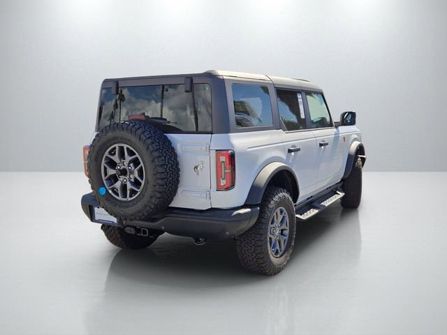 New 2025 Ford Bronco Badlands image 4